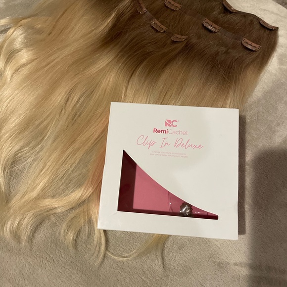 Remi Cachet 16" CLIP-IN DELUXE - Picture 3 of 6